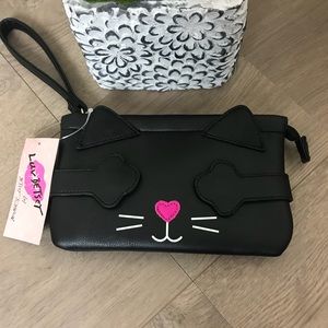 Luv Betsey Johnson Peek A Boo Black Cat Wristlet
